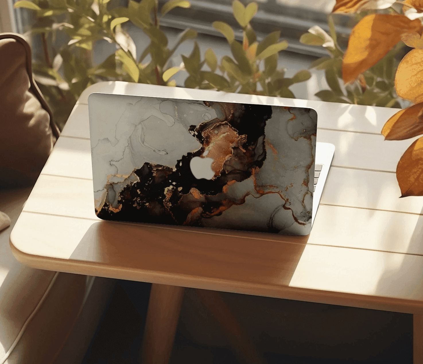 Protection Bundle for MacBook 13" M1 – Grey Lava Marble
